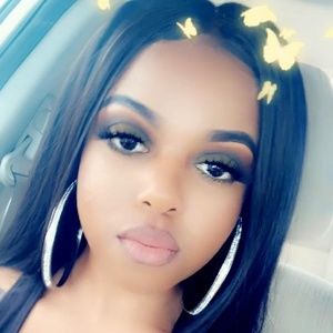 Meet your Posher, Harmony